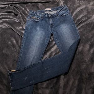 jeans